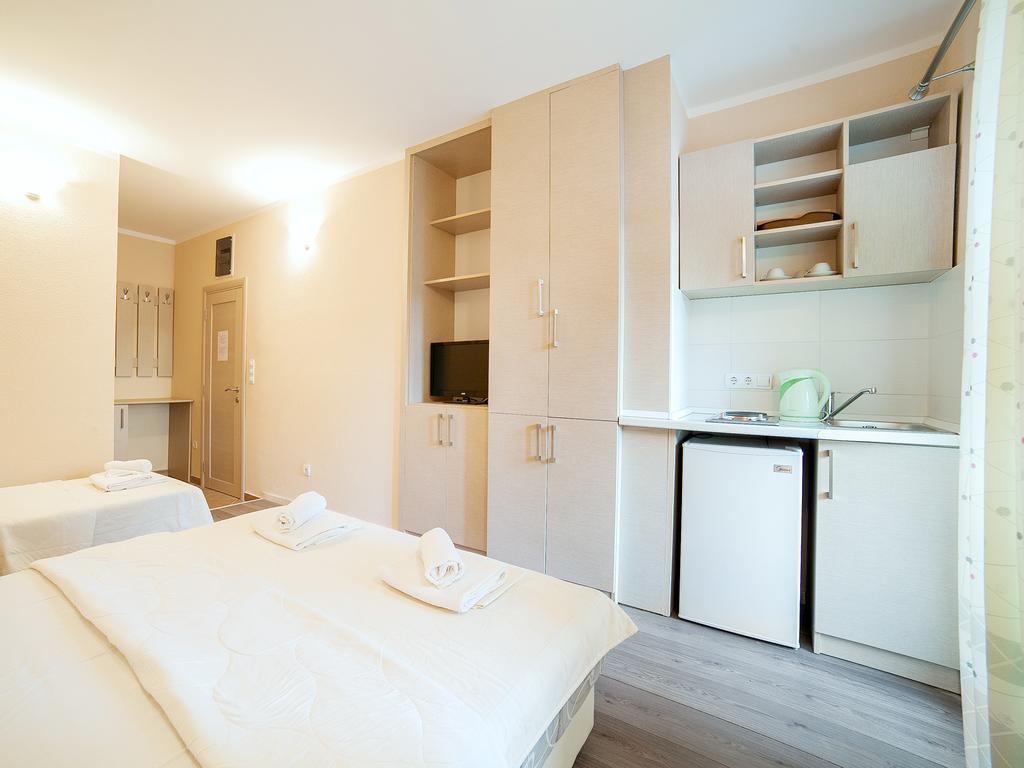 Pansion Nobel Hotell Petrovac Rum bild